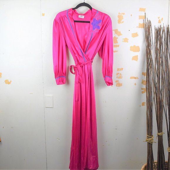 Vintage Other - Vintage Pink Spring Floral Applique Belted Robe